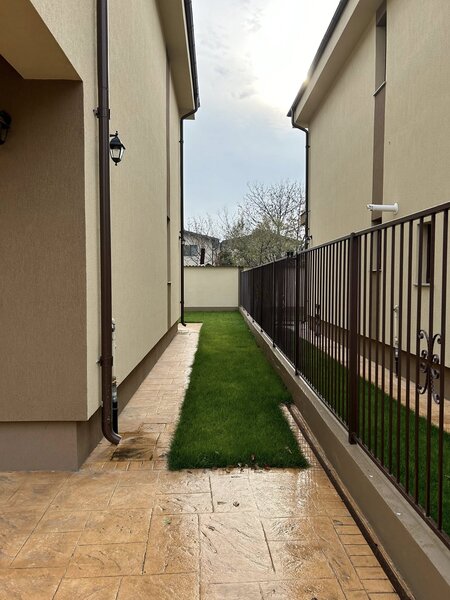 Parc Ghindiceni, vila individuala P+1, 4 camere, 3 bai, 240 mp teren.