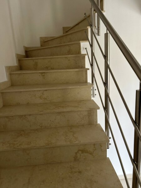 Parc Ghindiceni, vila individuala P+1, 4 camere, 3 bai, 240 mp teren.